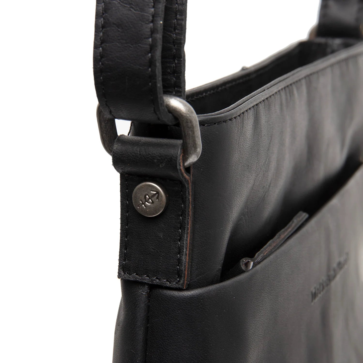 Navene Leather Shoulder Bag Chesterfield