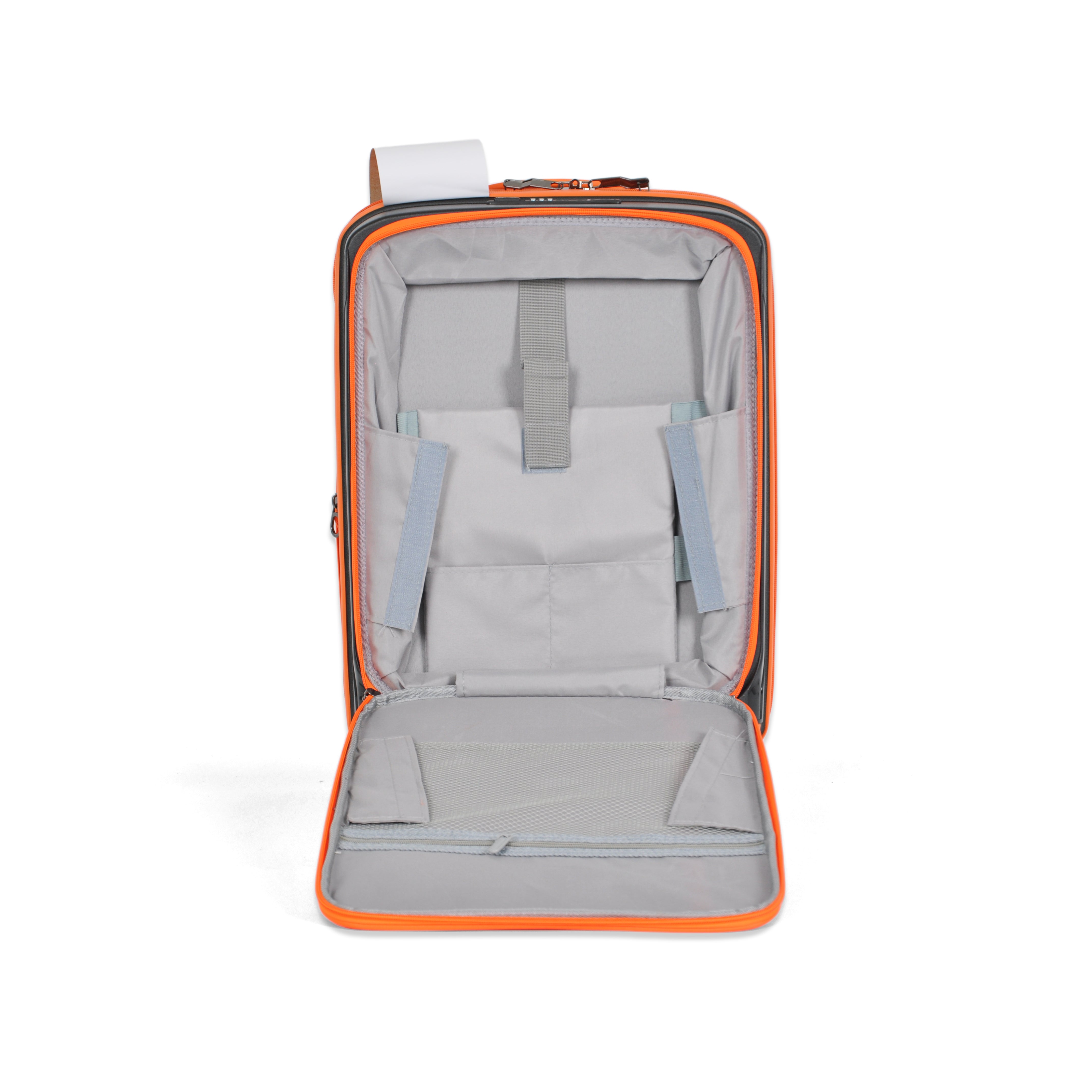 Pensive Hybrid Suitcase in Medium