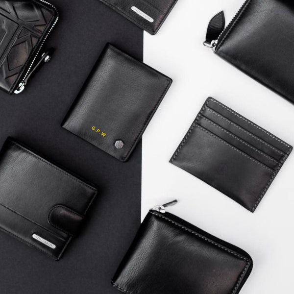 SLIM BIFOLD CARD HOLDER WITH COIN, SOFT BLACK