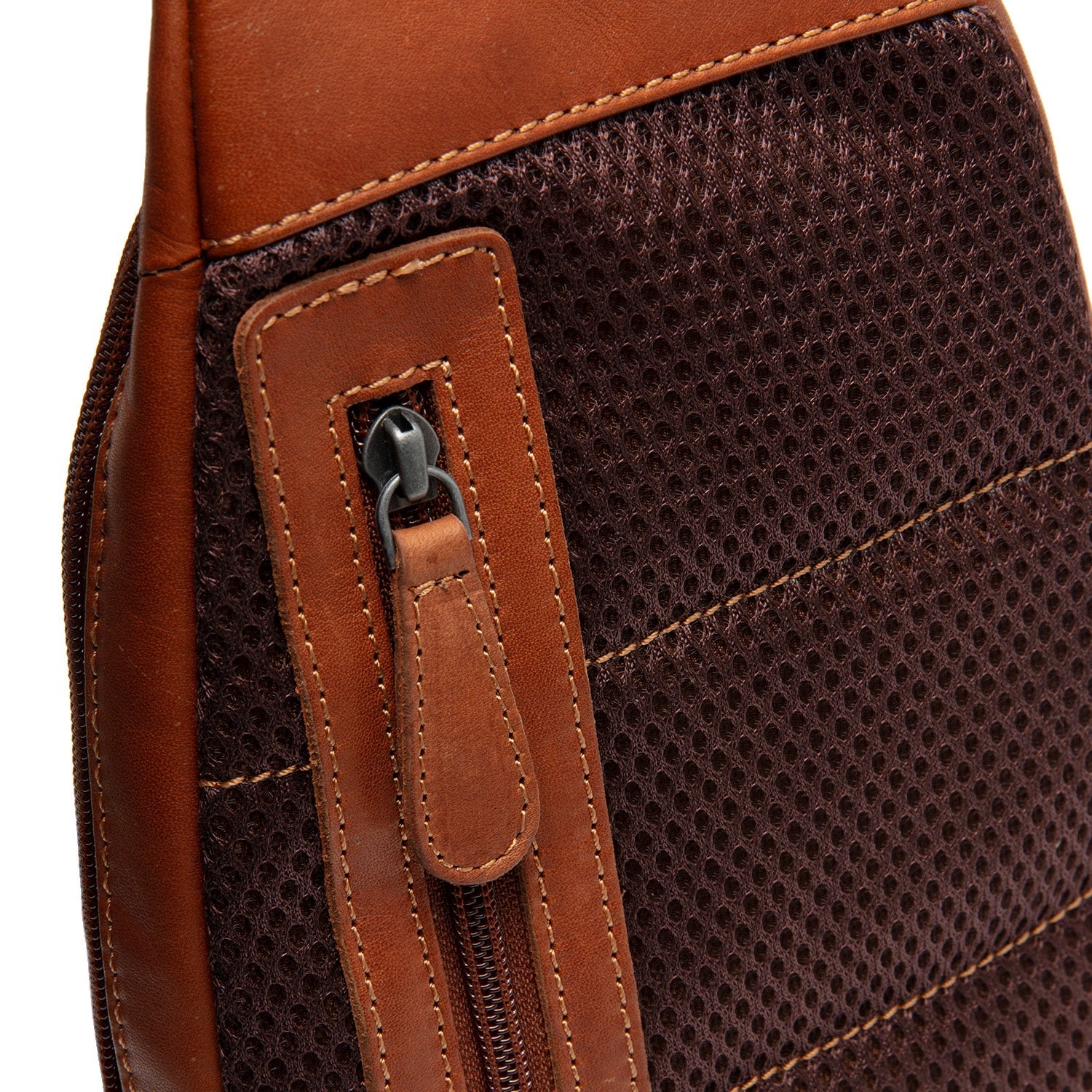 Bowey Leather Slingbag Chesterfield