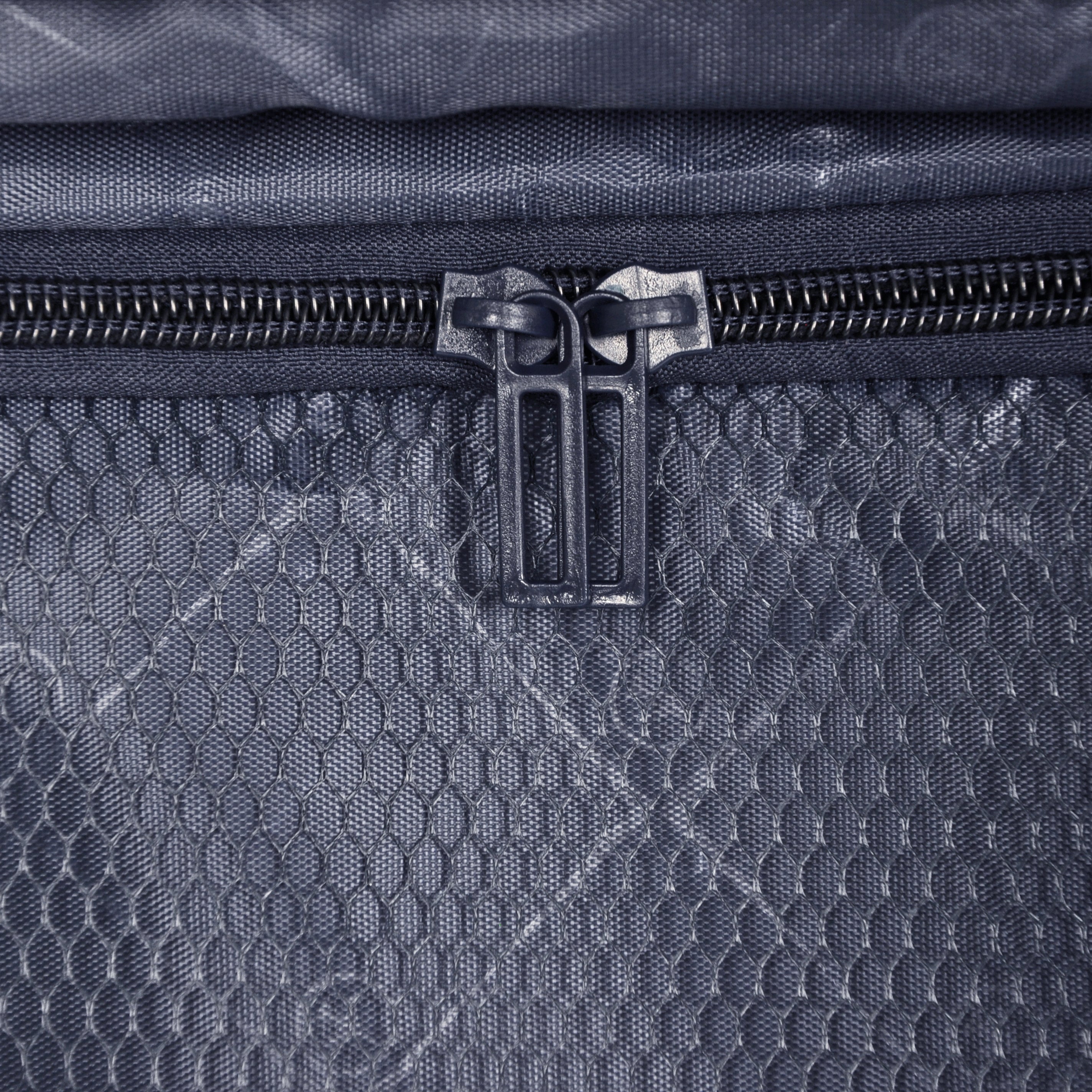 Pensive Oxford Set of 3 Suitcase