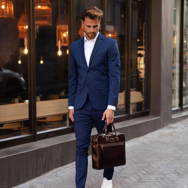 SLIM ZIP TOP BRIEFCASE, TOBACCO