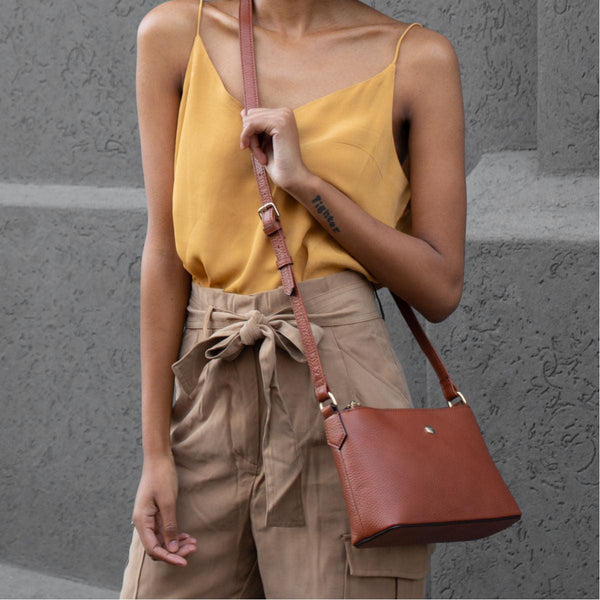 LADIES CROSSBODY BAG, NUT